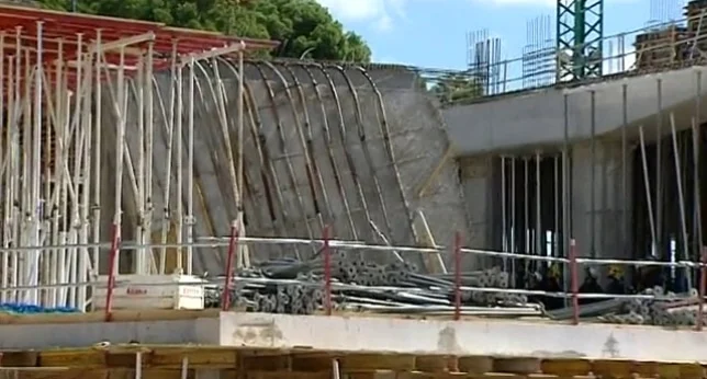 Dos muertos y dos heridos al derrumbarse una planta de un edificio en obras en Palma.