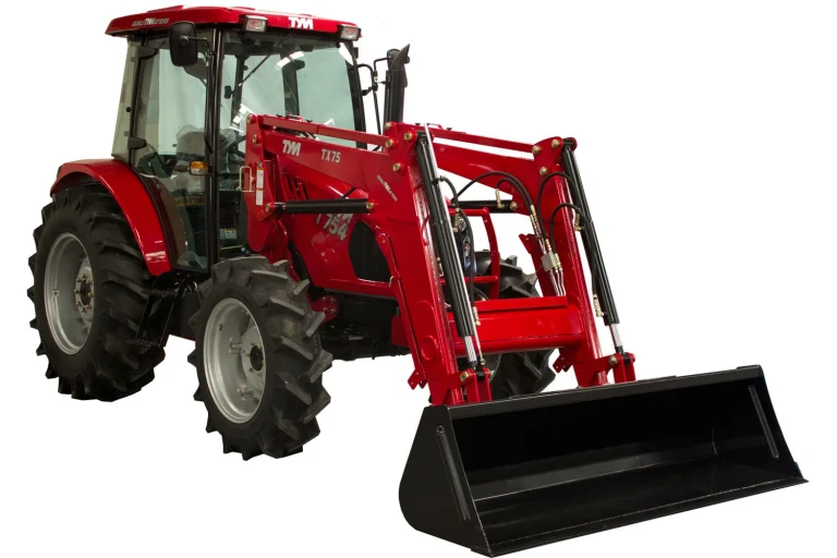 Agricultor herido tras volcar su tractor en Murcia es trasladado en helicóptero.