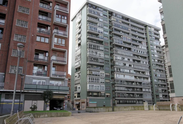 Arquitectura de supercontagio: infectado un edificio en Bilbao.