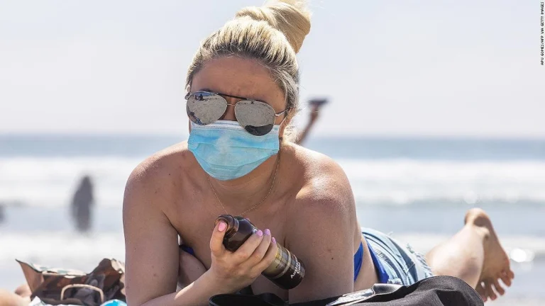 Entra en vigor la ley que obliga al uso de mascarilla.