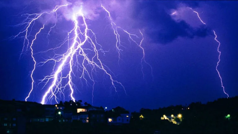 Tormentas eléctricas: ¿Qué hay que hacer?